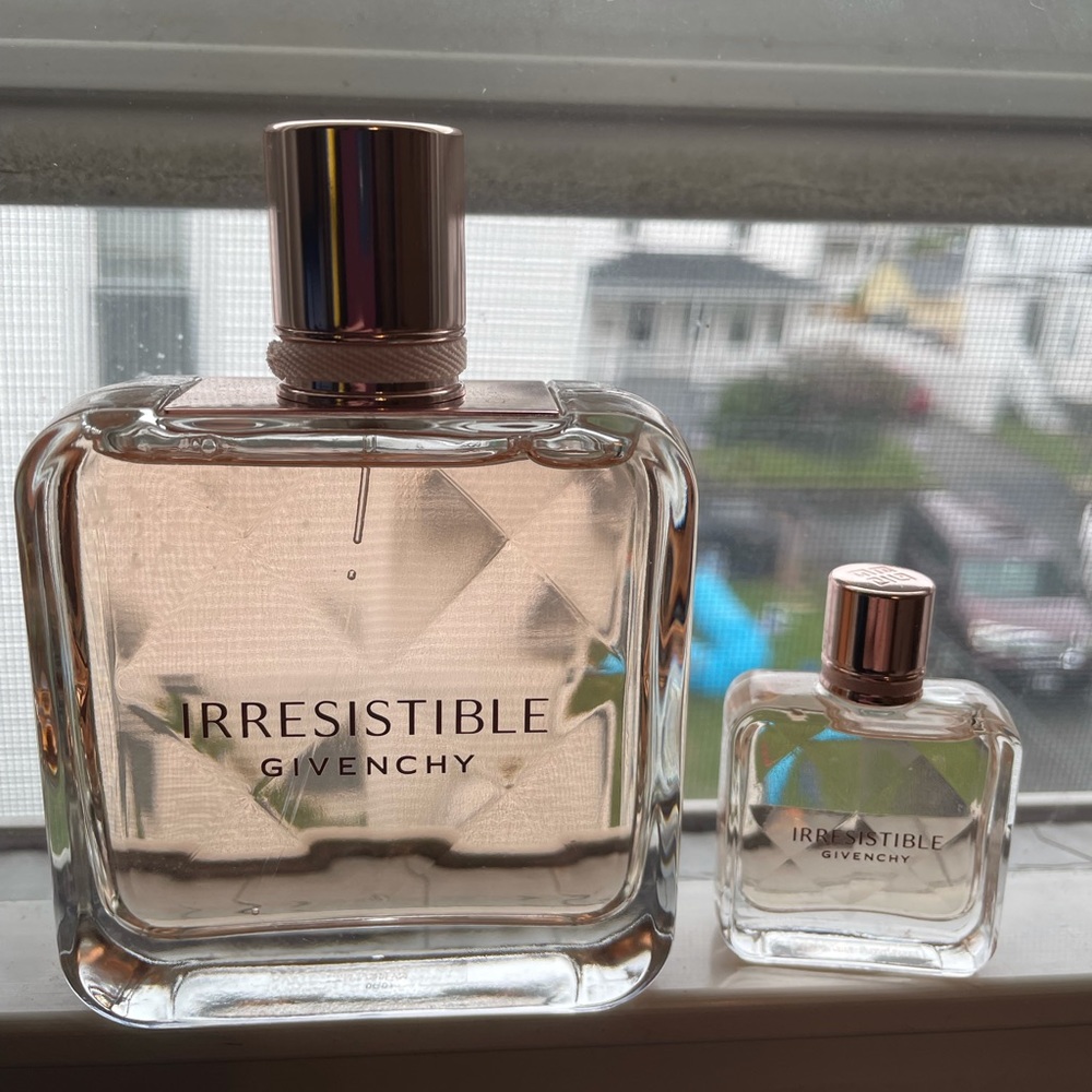 Givenchy Irresistible new never used